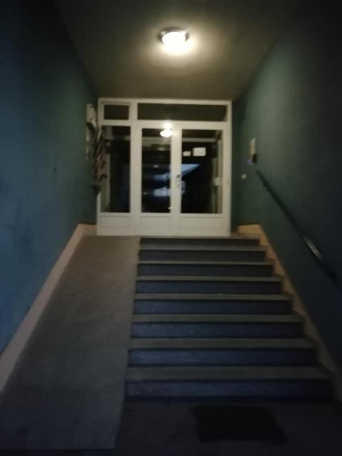Sarmantni Apartman Malecka 2 Zagreb Exterior photo